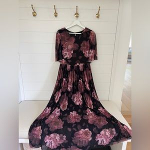 RW&CO Pleated Print Midi Dress